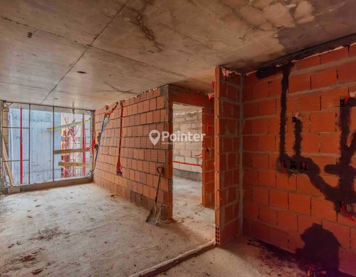 Apartamento de 1 dormitorio con patio y garaje en Punta Gorda