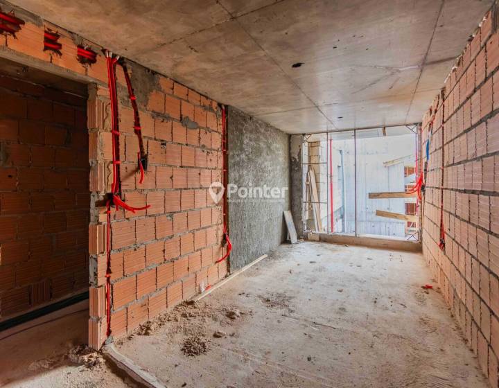 Apartamento de 1 dormitorio con patio y garaje en Punta Gorda