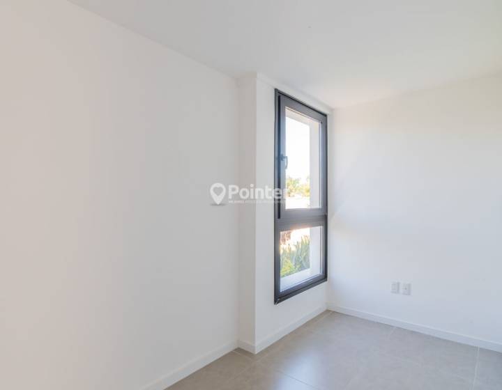 Ultima unidad en Soles de Beranger, Carrasco Norte, 3 dormitorios, patio con parrillero y cochera