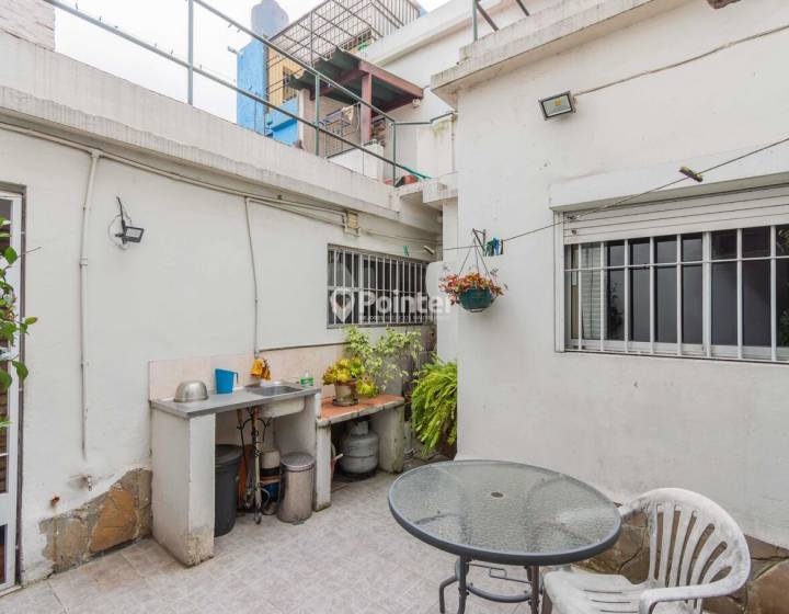 VENTA IMPORTANTE CASA EN TRES CRUCES IDEAL INVERSION O FAMILIA NUMEROSA