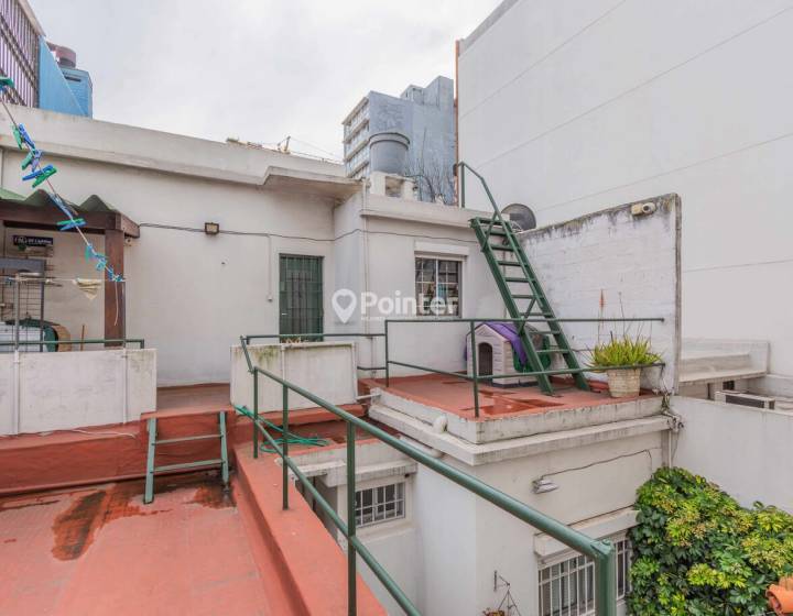 VENTA IMPORTANTE CASA EN TRES CRUCES IDEAL INVERSION O FAMILIA NUMEROSA