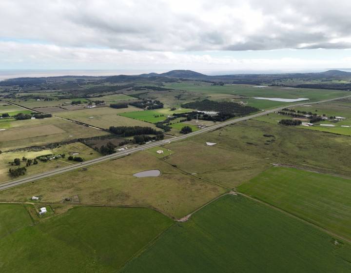 CHACRA 20 HECT&Aacute;REAS SOBRE RUTA INTERBALNEARIA