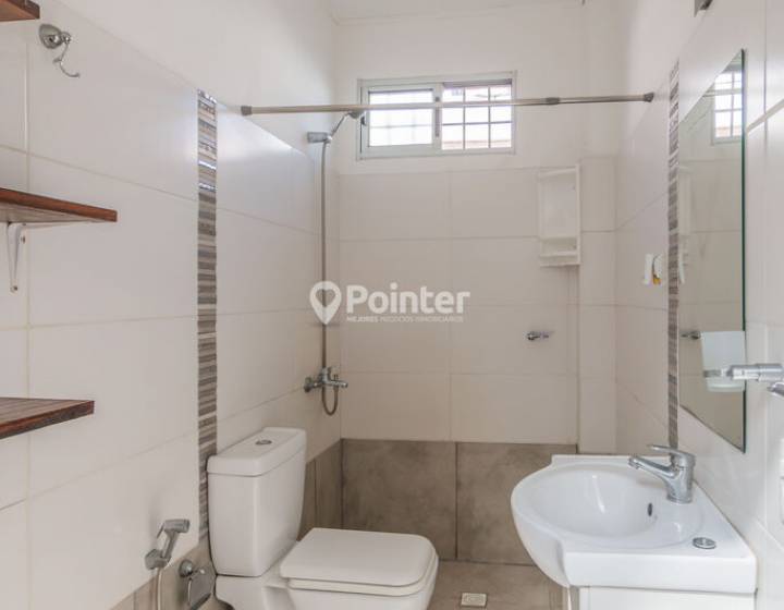 Apartamento de 1 Dormitorio + Escritorio en planta baja.