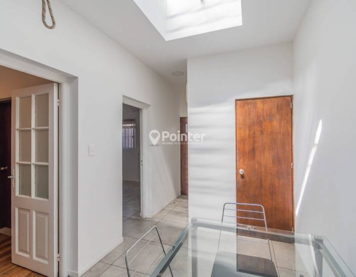 Apartamento de 1 Dormitorio + Escritorio en planta baja.