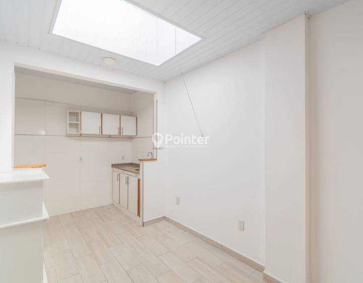 Apartamento reciclado de 2 dormitorios en planta baja