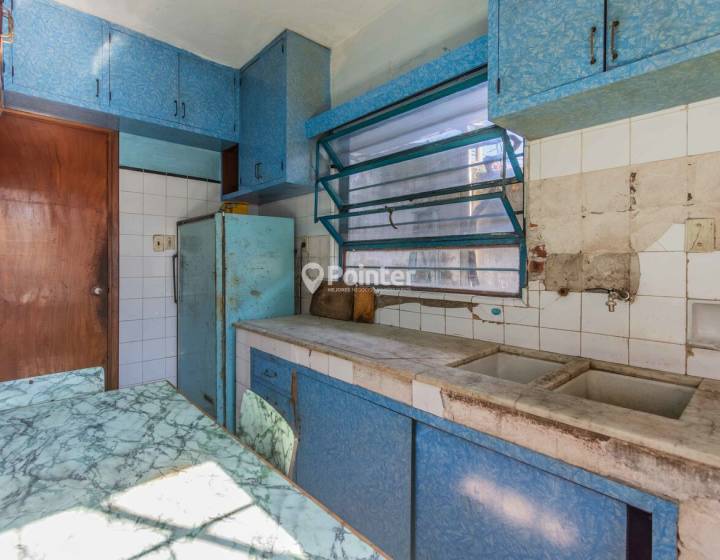 VENTA EN LAS ACACIAS DE CASA Y APARTAMENTO EN UN MISMO PADR&Oacute;N, A RECICLAR