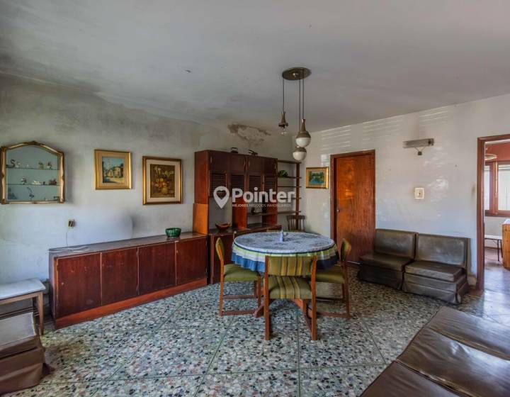 VENTA EN LAS ACACIAS DE CASA Y APARTAMENTO EN UN MISMO PADR&Oacute;N, A RECICLAR