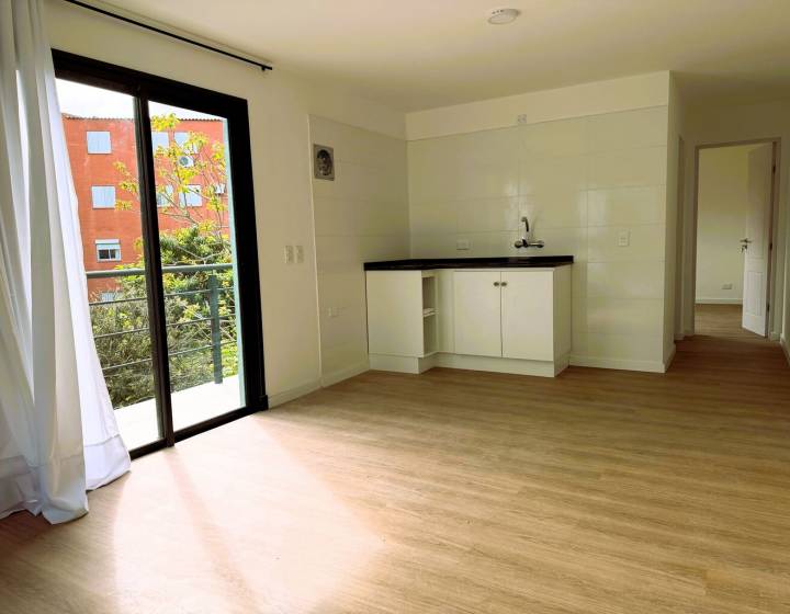 Alquiler anual apartamento a estrenar 1 dormitorio con cochera Maldonado