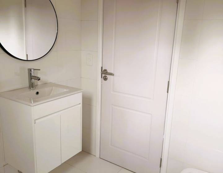 Alquiler anual apartamento a estrenar 1 dormitorio con cochera Maldonado