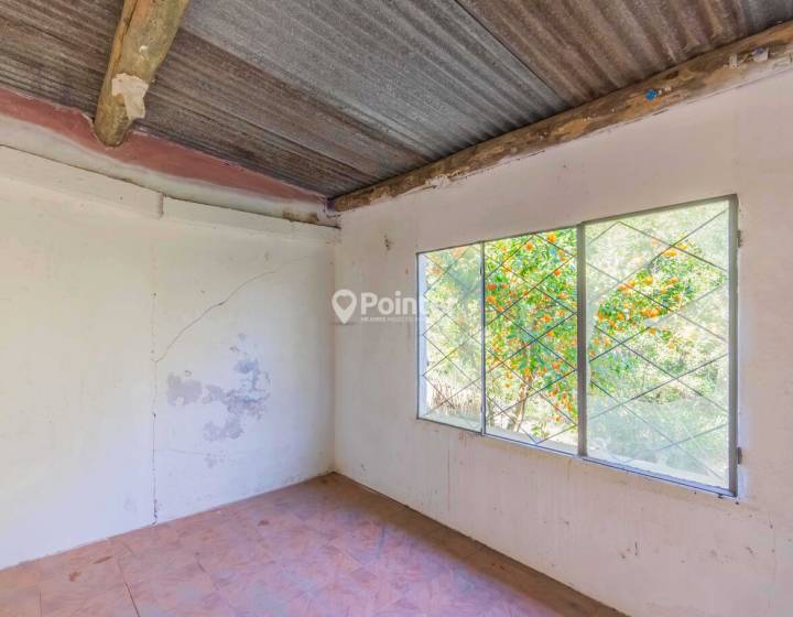 Casa a reciclar con gran terreno pr&oacute;xima a barrios privados