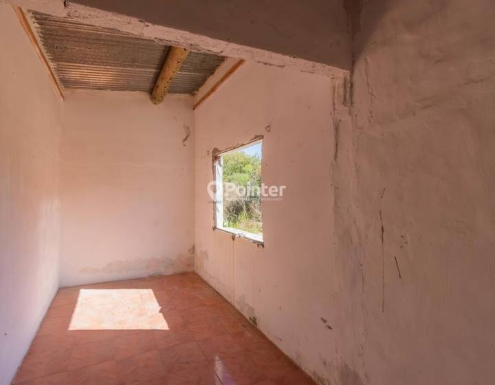 Casa a reciclar con gran terreno pr&oacute;xima a barrios privados