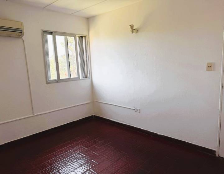 Apartamento en alquiler anual Maldonado
