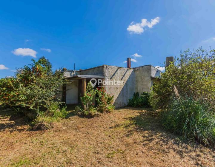 Venta Terreno 919 m2 con casa a reciclar pr&oacute;xima barrios privados