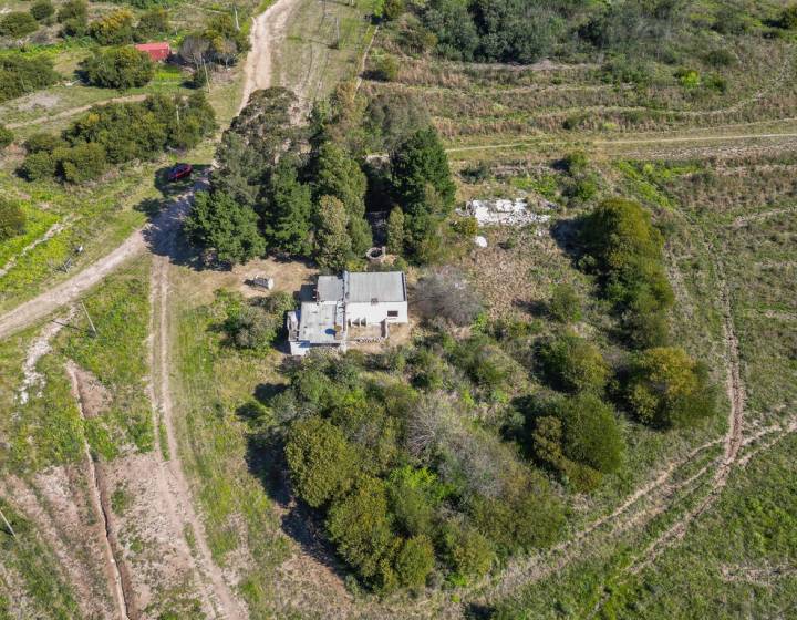 Venta Terreno 919 m2 con casa a reciclar pr&oacute;xima barrios privados
