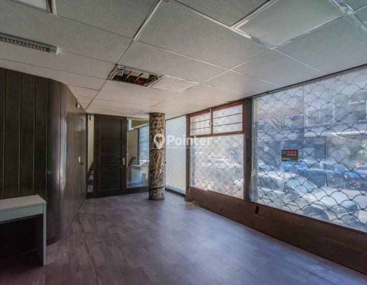Venta de local comercial con renta del 7%