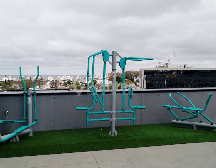 Venta de apartamento a estrenar en Malvin: 2 dormitorios, terraza y vistas despejadas