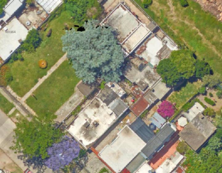 Venta de derechos hereditarios sobre terreno de 400 m&sup2; con cuatro viviendas en Uni&oacute;n