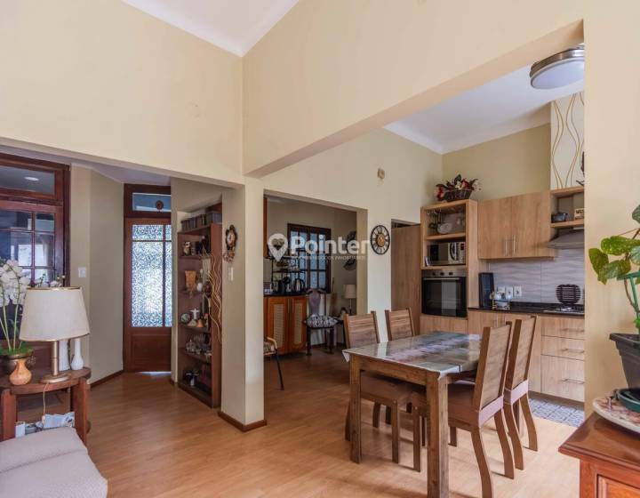 Casa de 2 dormitorios con garaje