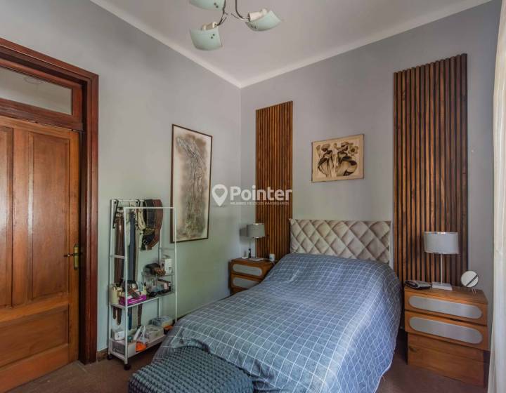 Casa de 2 dormitorios con garaje