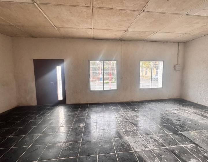 Se vende casa monoambiente en propiedad horizontal, ubicada en La Blanqueada, en una zona con exce...