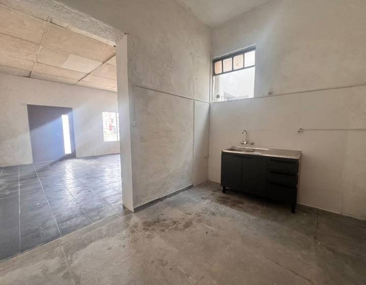 Se vende casa monoambiente en propiedad horizontal, ubicada en La Blanqueada, en una zona con exce...