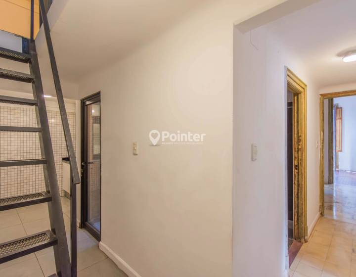 Apartamento de 4 dormitorios con terraza exclusiva de casi 80 m en Ciudad Vieja