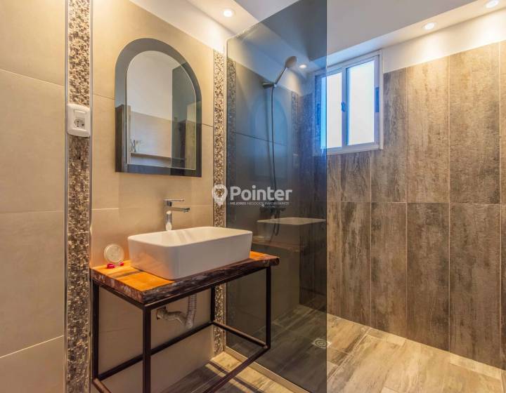 Venta apartamento de 3 dormitorios en Ciudad Vieja