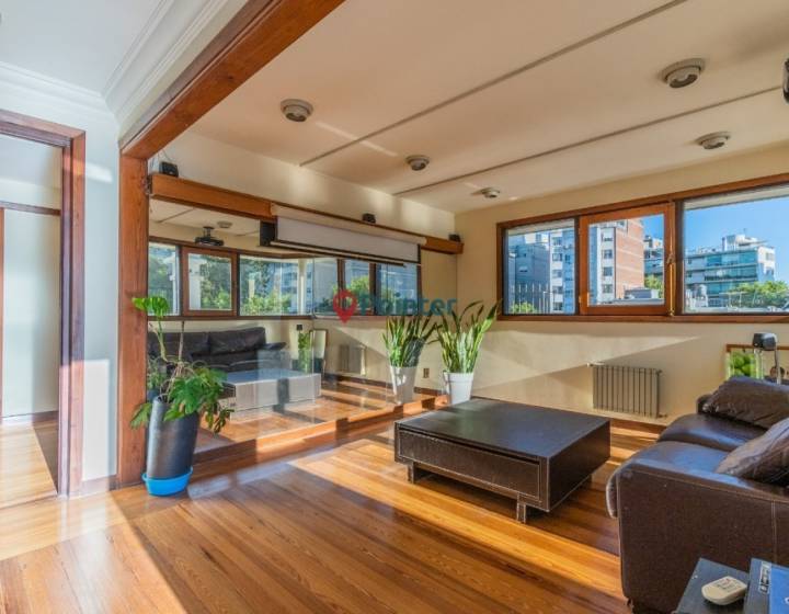 Espectacular Casa En Pocitos, 5 Dormitorios,6 Ba&ntilde;os,parrillero Y Piscina