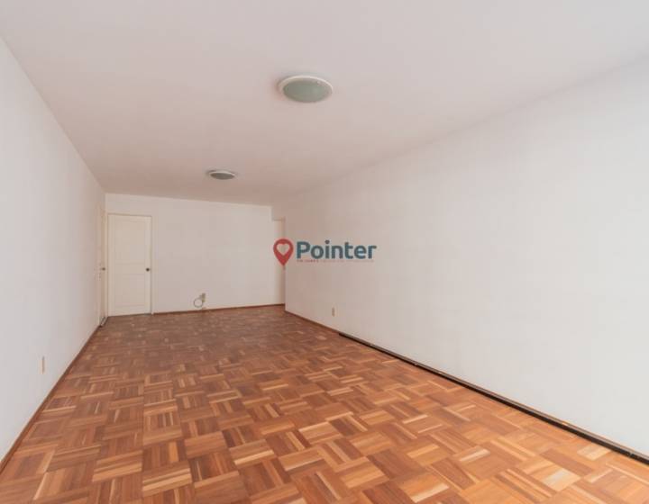 Alquilo Apartamento De 3 Dormitorios Y 2 Ba&ntilde;os Con Renta, Garaje, Porter&iacute;a 24hs, Pocitos