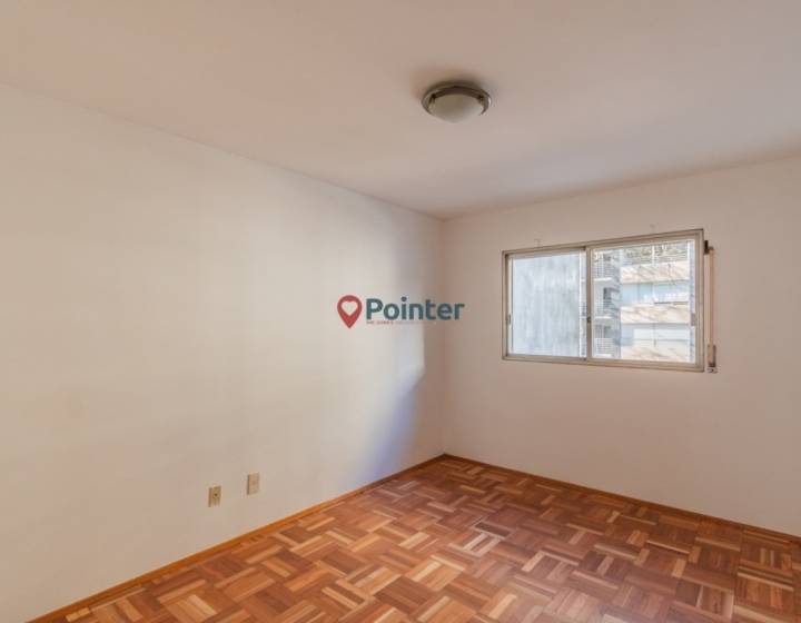 Alquilo Apartamento De 3 Dormitorios Y 2 Ba&ntilde;os Con Renta, Garaje, Porter&iacute;a 24hs, Pocitos