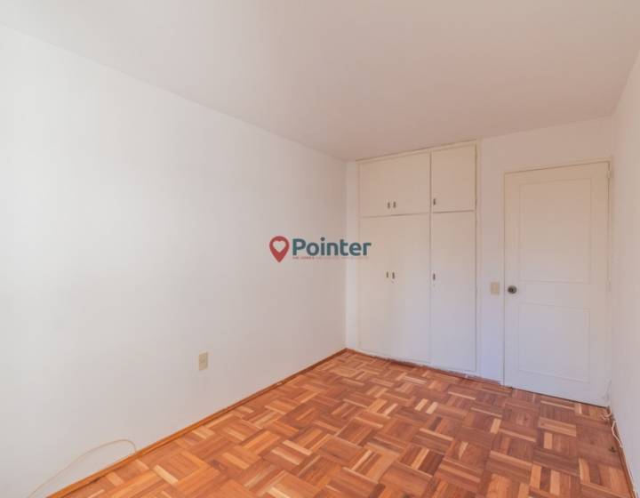Alquilo Apartamento De 3 Dormitorios Y 2 Ba&ntilde;os Con Renta, Garaje, Porter&iacute;a 24hs, Pocitos