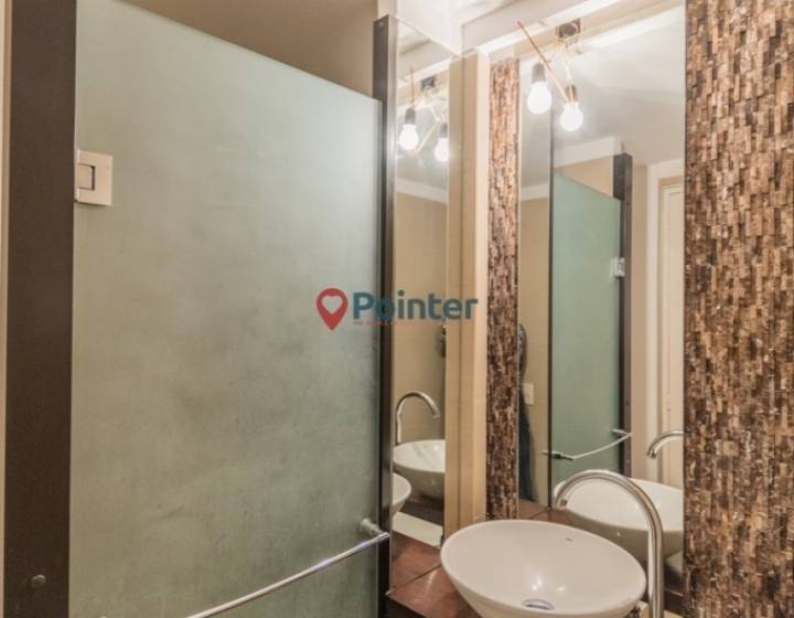 Alquilo Apartamento De 3 Dormitorios Y 2 Ba&ntilde;os Con Renta, Garaje, Porter&iacute;a 24hs, Pocitos