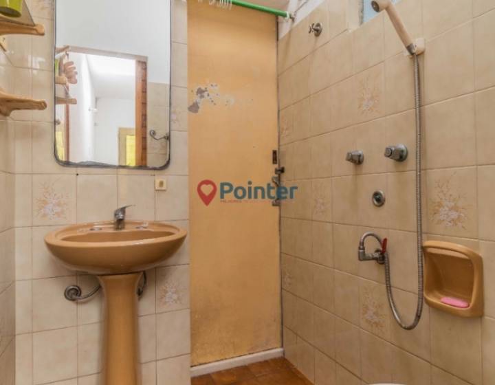 Venta Hermosa Casa 2 Dormitorios Con Gran Fondo -