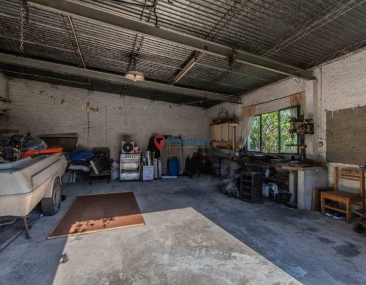 Venta Hermosa Casa 2 Dormitorios Con Gran Fondo -