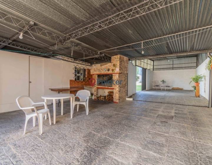 Venta Casa Aires Puros Con Gran Potencial
