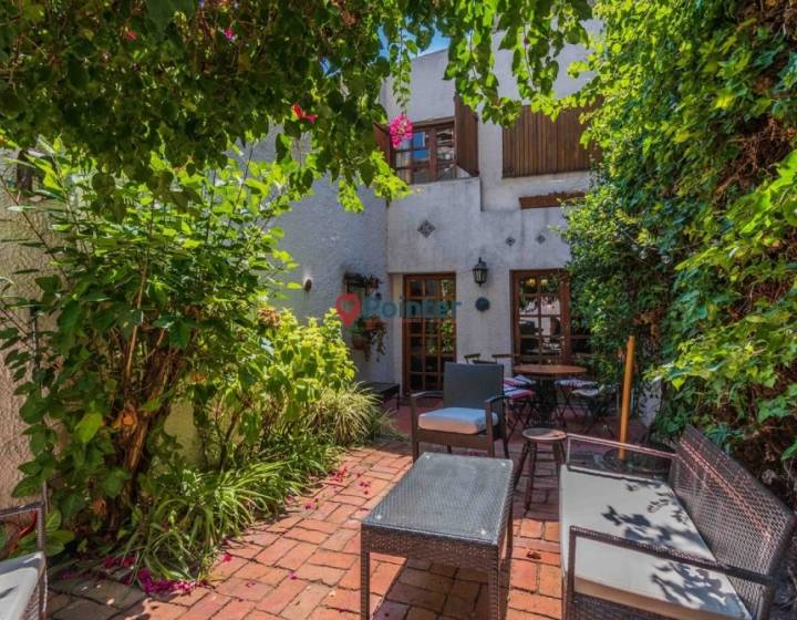 Vendo Apartamento D&uacute;plex, Tipo Casa, 3 Dormitorios, Patio Exclusivo, Palermo