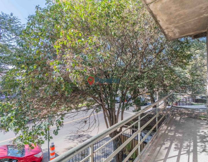 SE VENDE HERMOSA CASA BARRIO PRADO