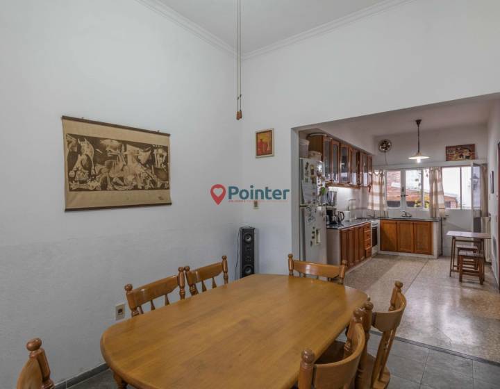 SE VENDE HERMOSA CASA BARRIO PRADO