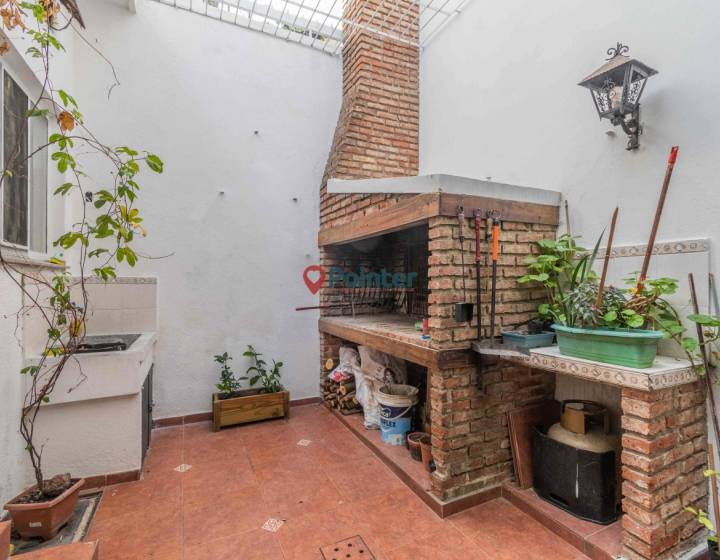 SE VENDE HERMOSA CASA BARRIO PRADO