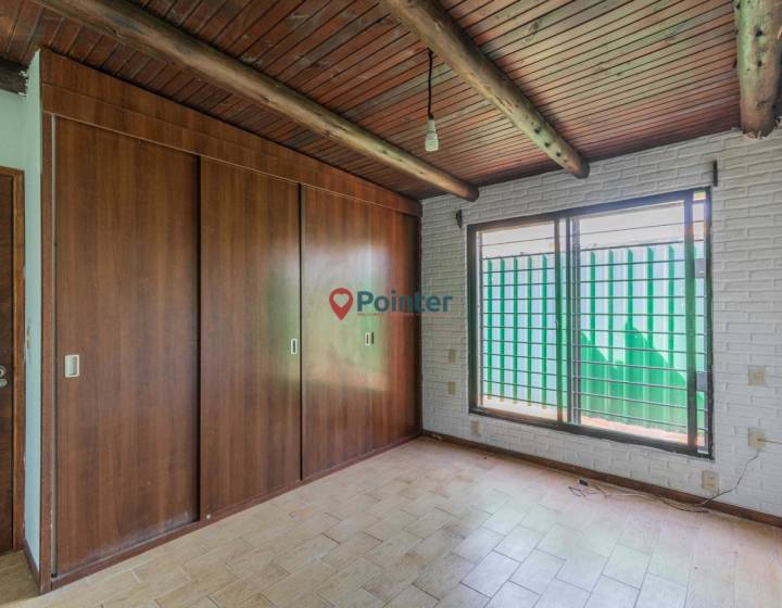 SE VENDE MAGNIFICA CASA EN LOMAS DE SOLYMAR