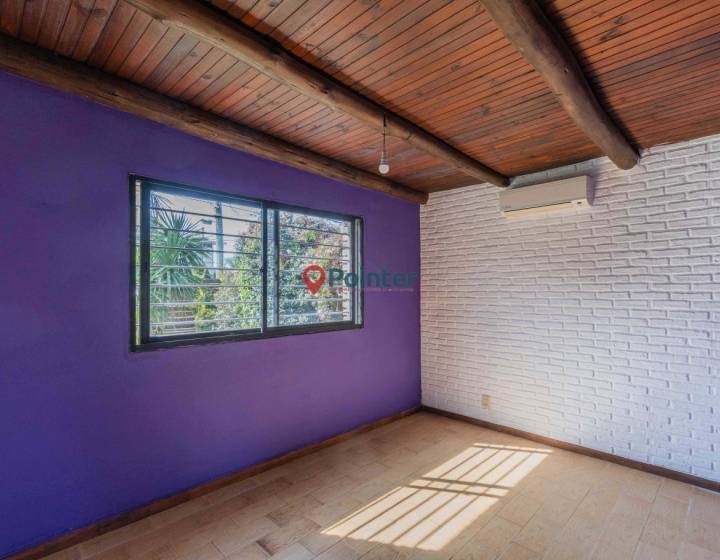 SE VENDE MAGNIFICA CASA EN LOMAS DE SOLYMAR