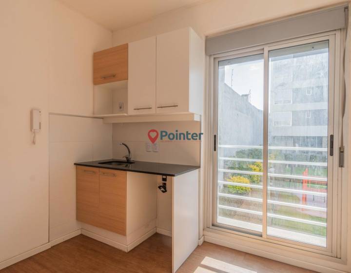 Vendo monoambiente en excelente estado, varios amenities, la Blanqueada