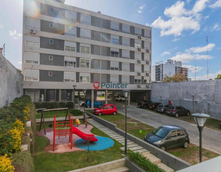 Vendo monoambiente en excelente estado, varios amenities, la Blanqueada