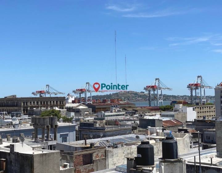 Alquilo Apartamento Triplex De 2 Dormitorios Con Terraza Y Mirador, Ciudad Vieja