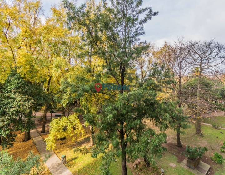 Alquilo apartamento de 4 dormitorios con cochera en Parque Posadas, Prado