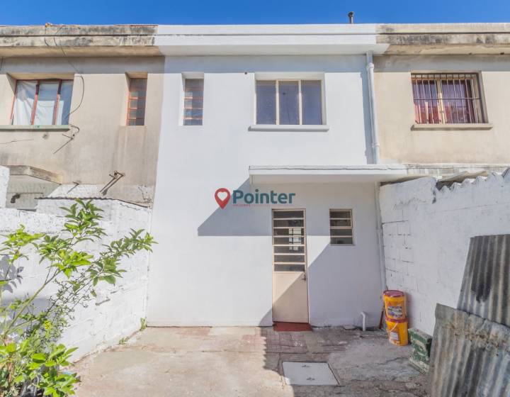 Gran oportunidad - Vivienda totalmente reciclada.

Ideal para vivir o inversi&oacute;n ya que tiene muy b...