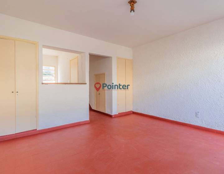 Gran oportunidad - Vivienda totalmente reciclada.

Ideal para vivir o inversi&oacute;n ya que tiene muy b...