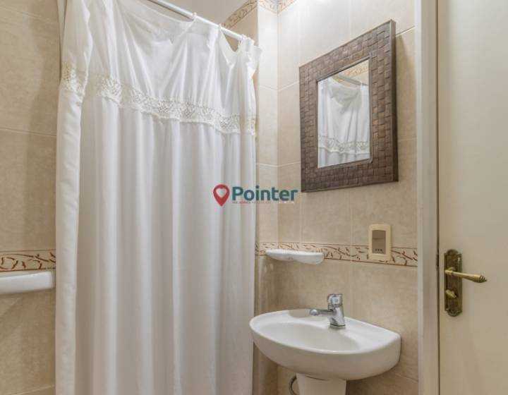 Alquilo apartamento de 2 dormitorios + escritorio, garaje y box, Rambla de Punta Carretas