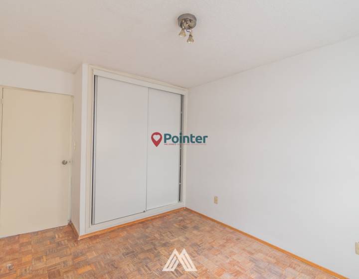 Vendo apartamento de 2 dormitorios y 2 ba&ntilde;os, garaje fijo, Pocitos