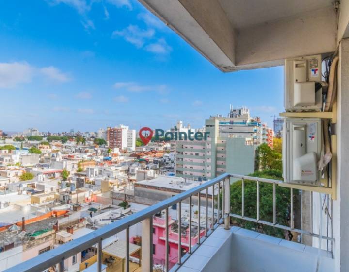 Vendo apartamento de 2 dormitorios y 2 ba&ntilde;os, garaje fijo, Pocitos